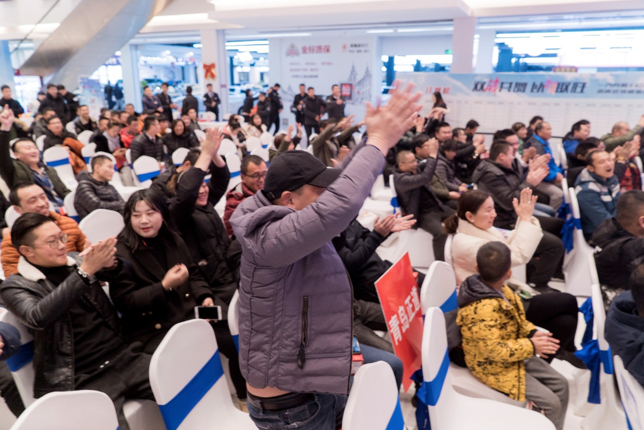 一汽奔騰“雙鋒共舞 以智取勝”試駕團(tuán)購會圓滿落幕