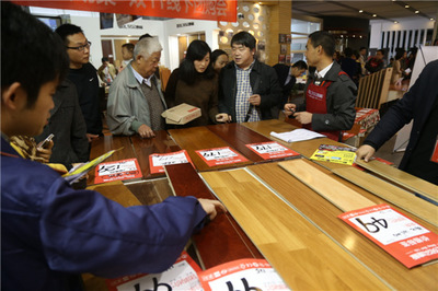 貝爾地板工廠大劫案告破 案發(fā)現(xiàn)場觸目驚心 專欄